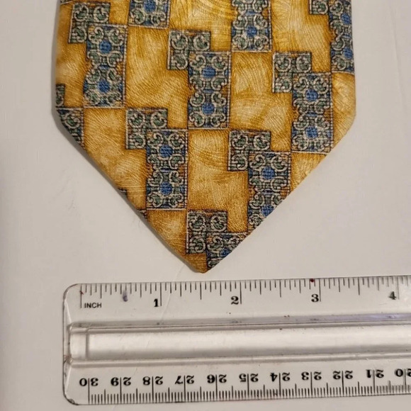 Men's Necktie Handkerchief Set by DeLuna - Picture 6 of 6